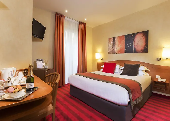 Europe Eiffel Hotel 3*