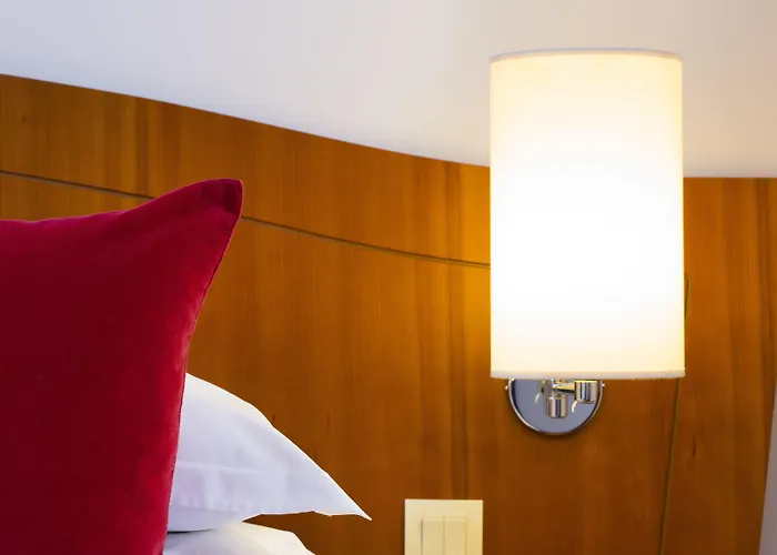 Europe Eiffel 3* Paris