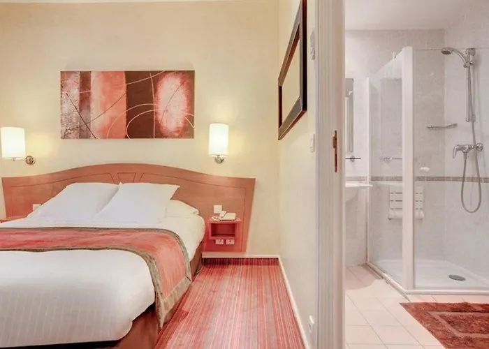 Europe Eiffel Hotel 3*