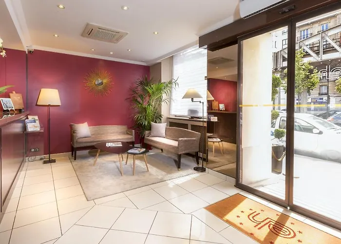 Europe Eiffel Hotel 3*