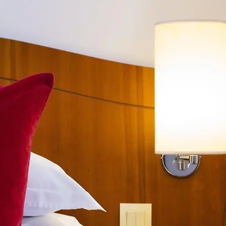 Europe Eiffel 3* Paris