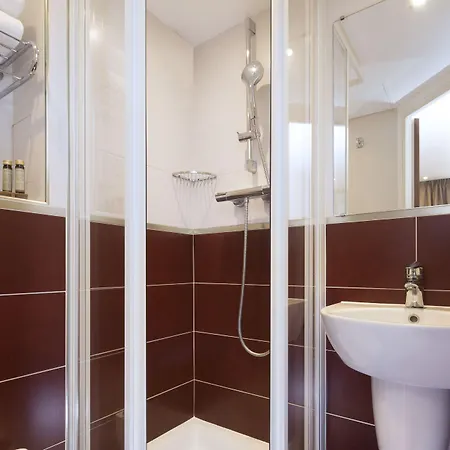 Europe Eiffel Hotel 3*