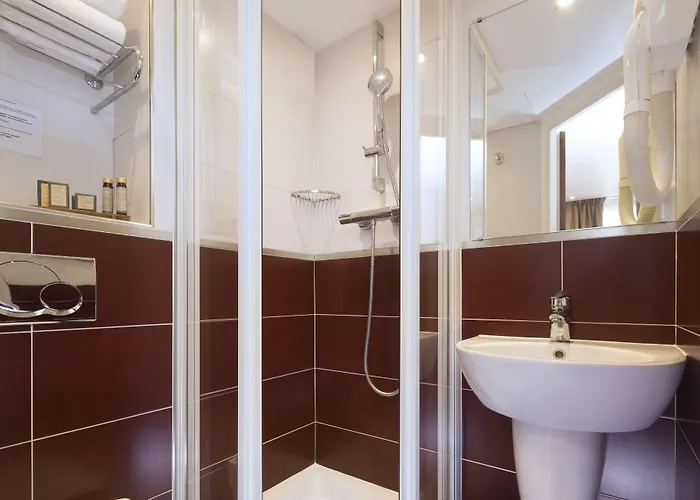 Europe Eiffel Hotel 3*